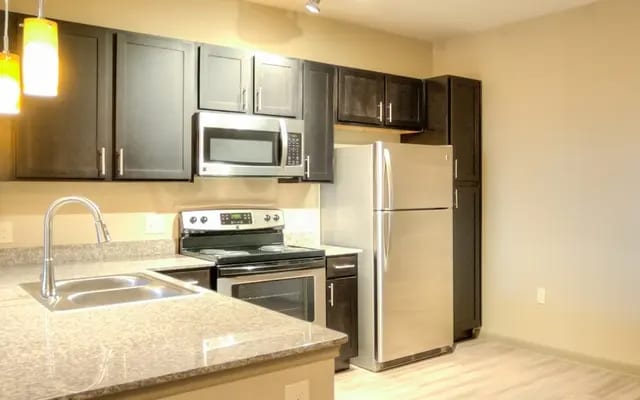 Building Photo - 6520 Jamail Dr