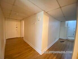 Foto del edificio - 1144 Commonwealth Ave