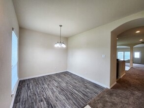Building Photo - 2119 Del Mar Dr