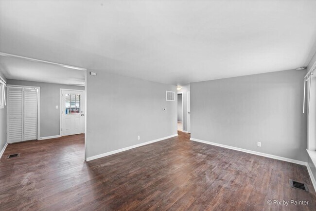 Foto del edificio - 4570 W 88th Pl