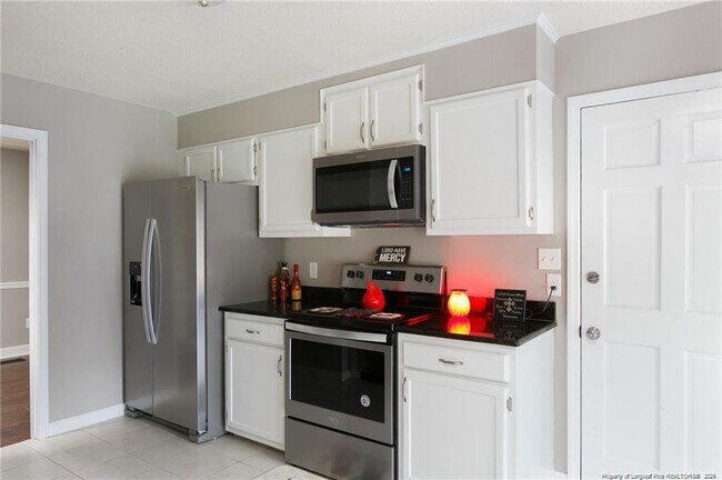 Foto del edificio - 5815 Rivercroft Rd