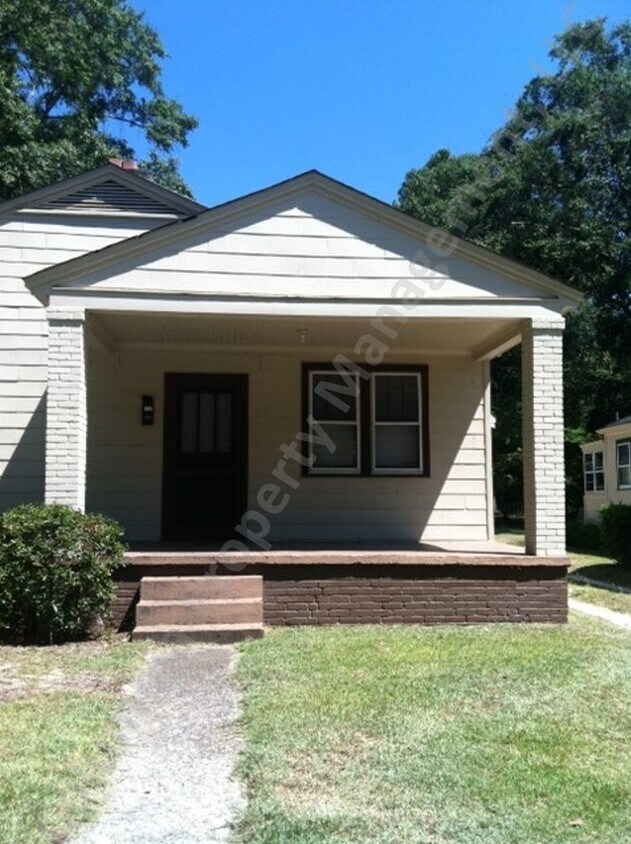 Primary Photo - 1216 Woodrow St