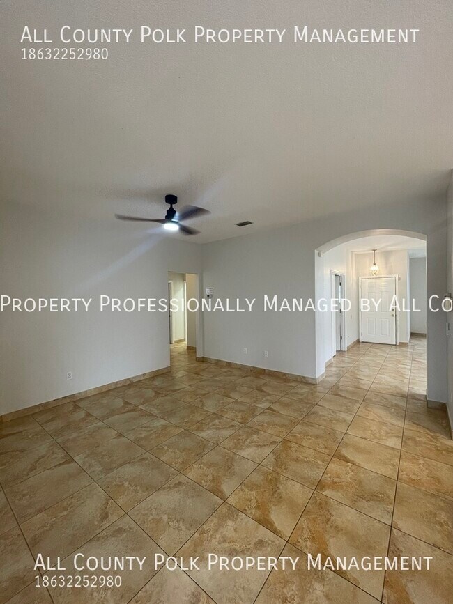 Foto del edificio - Wonderful 4 bedroom Home for Rent in Daven...
