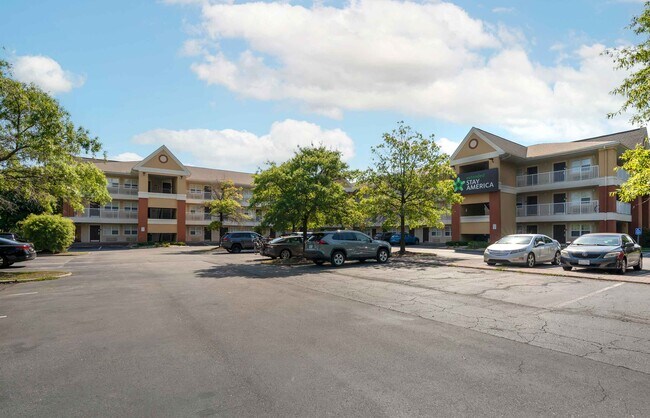 Building Photo - Furnished Studio-Virginia Beach - Independ...