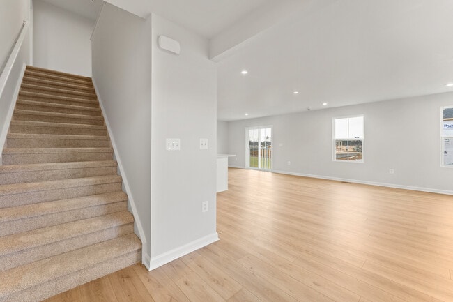 Building Photo - 6526 Rockingham Wy