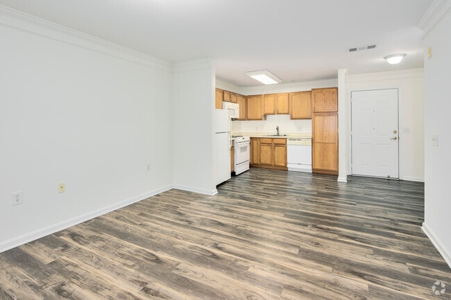 2BR, 1BA - 872SF - Living Room - Park Place Senior