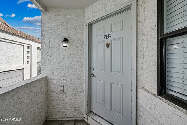 Foto del edificio - 3065 N 67th Ave