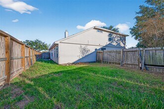 Building Photo - 17250 Cricketbriar Ct