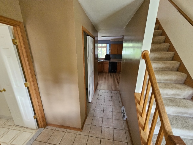 Foto del edificio - 120 Kayaderosseras Dr