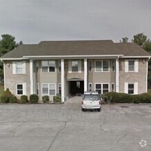 Building Photo - 527 Evelyn Ave