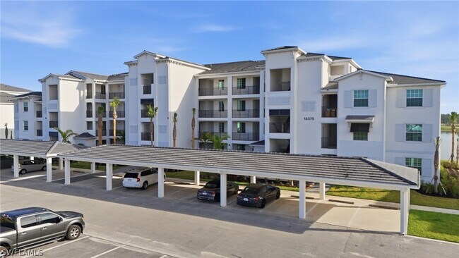 Foto del edificio - 15375 Grn Acrs Ave