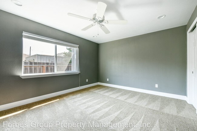 Foto del edificio - 1 br, 1 bath House - 180 N. 11th St.