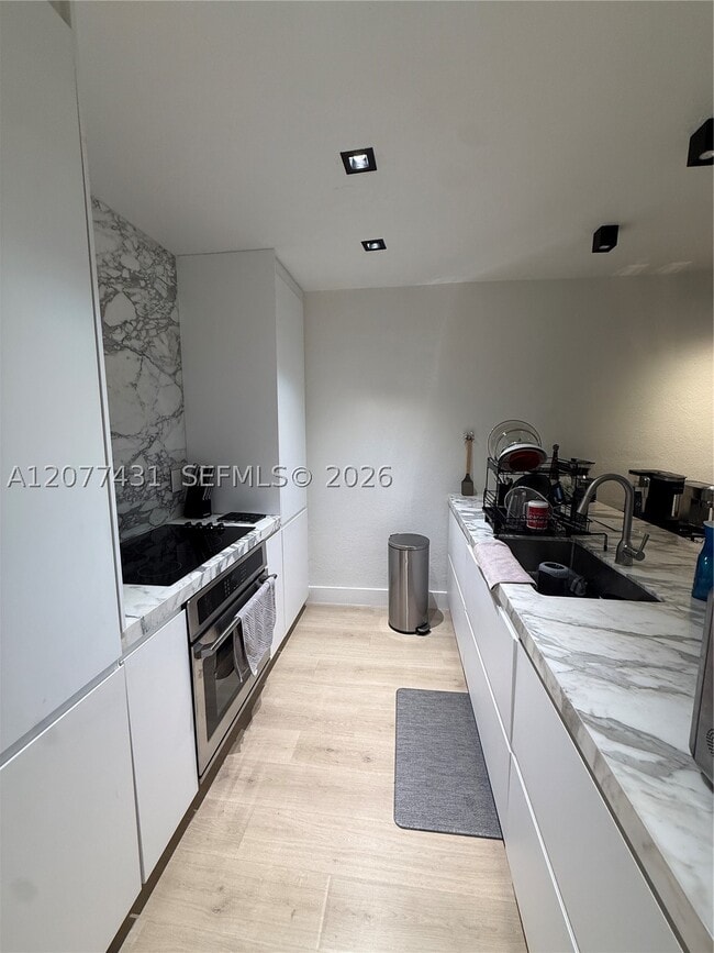 Building Photo - 7487 SW 82nd St