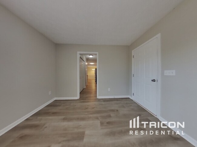 Foto del edificio - 5108 Cumberland Ct