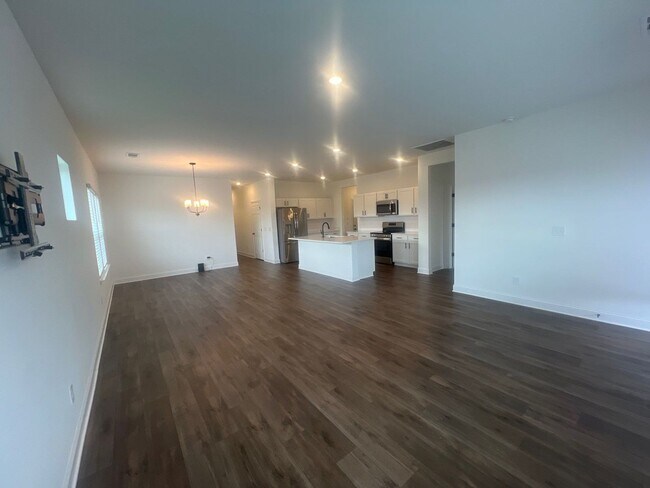 Foto del edificio - 312 Traywick Pl