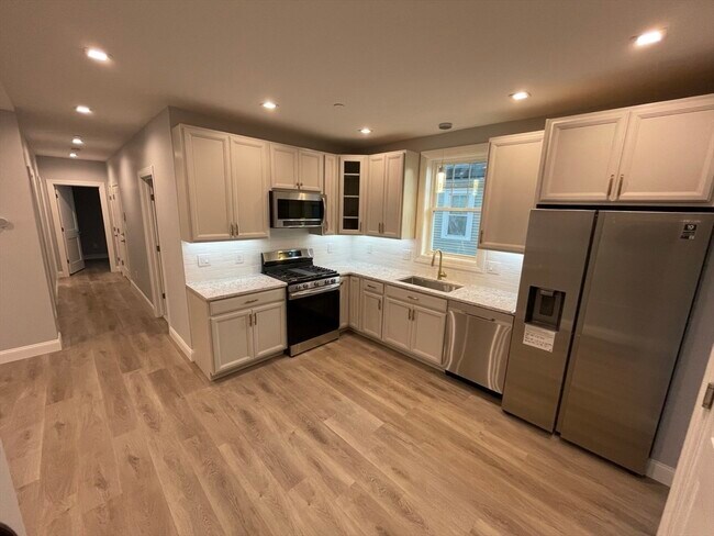 Foto del edificio - 52 Garfield Ave