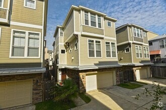 Building Photo - 2441 Charleston St
