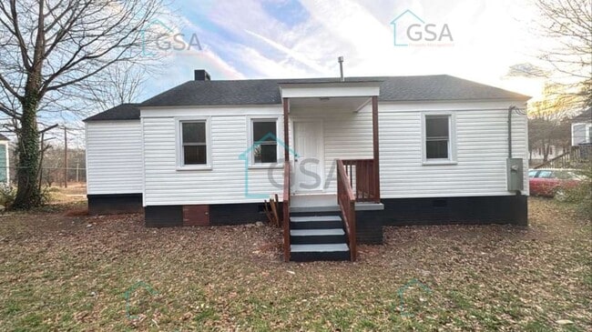 Building Photo - 3 Bedroom 2 Bathroom