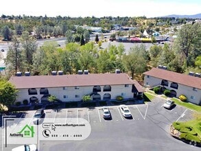 Building Photo - 333 Boulder Creek Dr