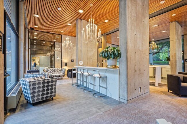 Foto del edificio - 2510 Grand Blvd