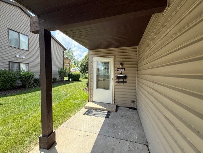 Building Photo - 7526 Bristol Ln