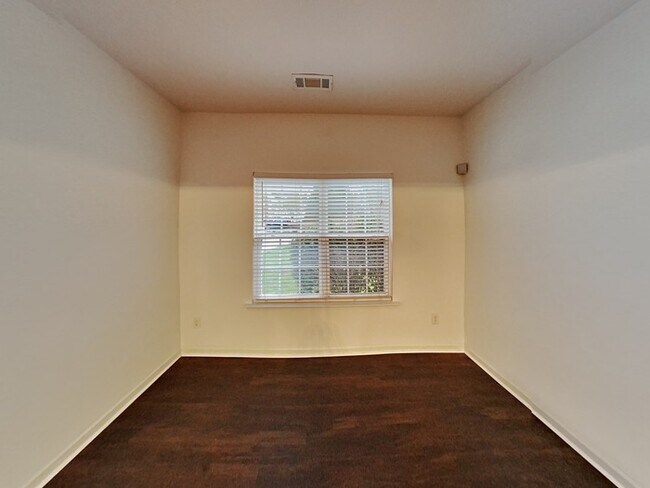 Building Photo - Welcome Home!