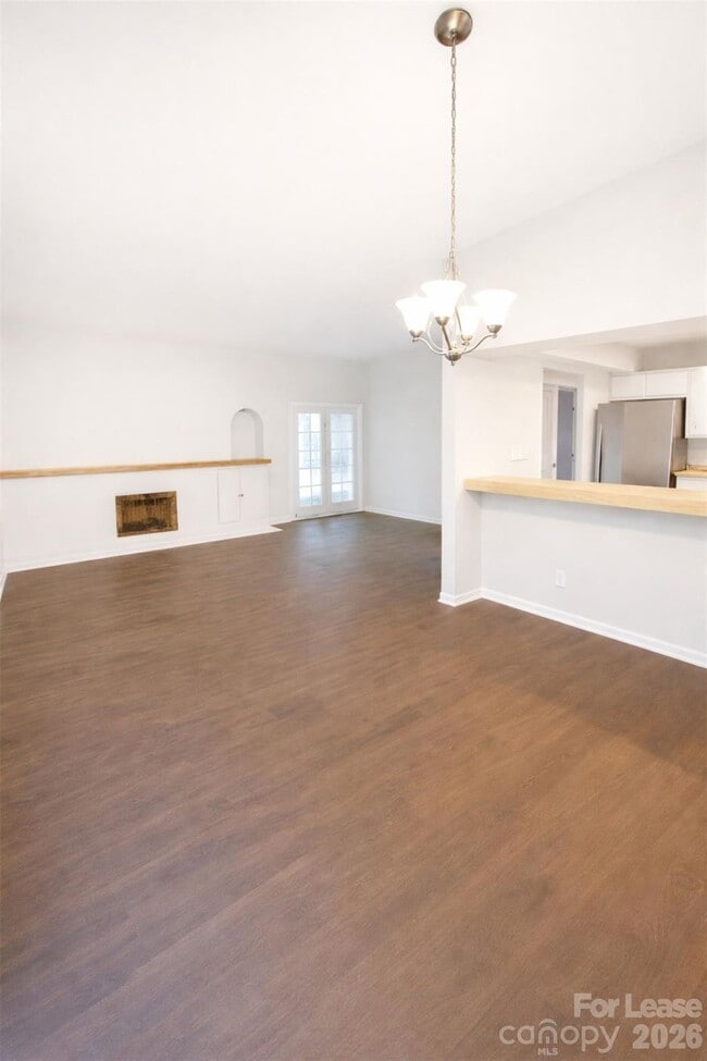 Building Photo - 1840 J Julian Ln