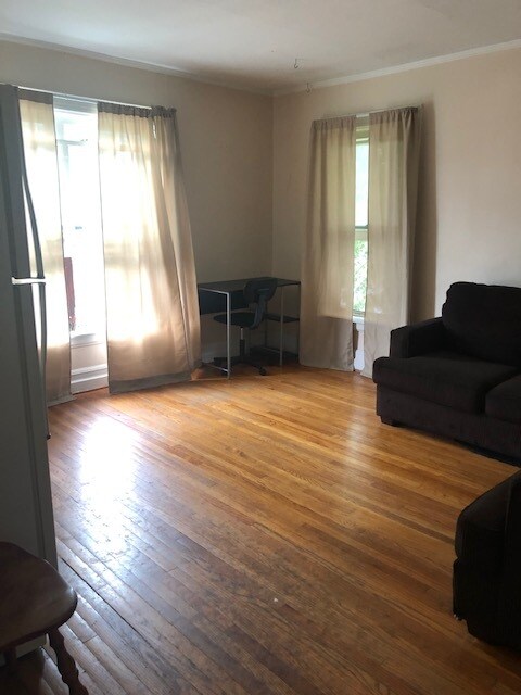 living room - 3 Main St