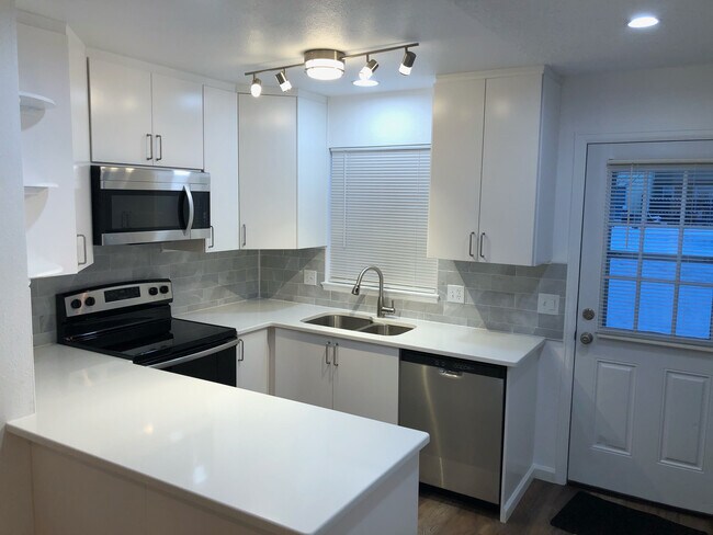 All New Kitchen - 9040 W Dartmouth Pl