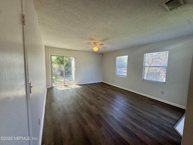 Building Photo - 8846 Cavender Dr