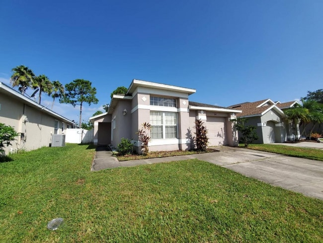Photo - 1440 Timberbend Cir House