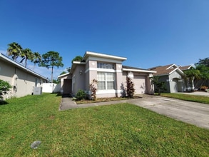 Building Photo - 1440 Timberbend Cir