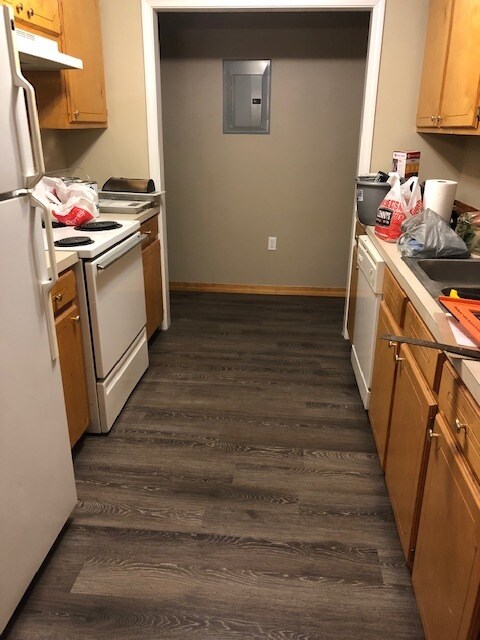 Kitchen - 112 Third Ave