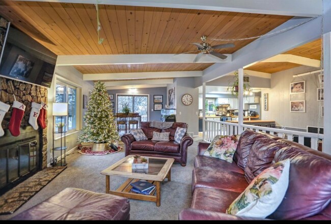 Foto del edificio - 6305 E 15th Ave