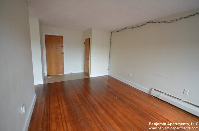 Foto del edificio - 316 Tappan St