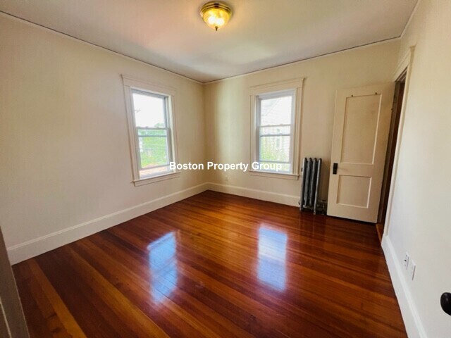 Building Photo - 47 Springfield St