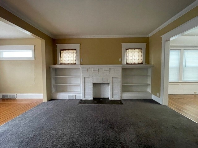 Living Room - 217 Commonwealth Ave