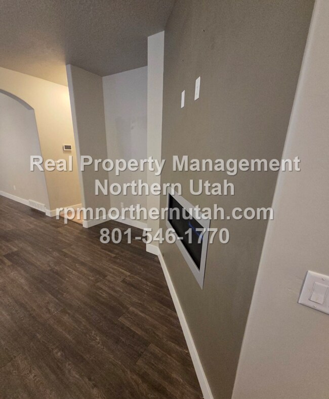 Foto del edificio - 3 Bedroom Clearfield Home Now Available!