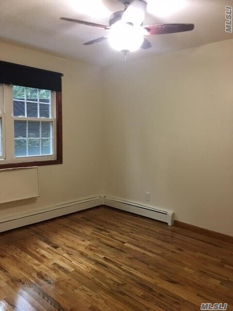 Building Photo - 50-20 Bowne St
