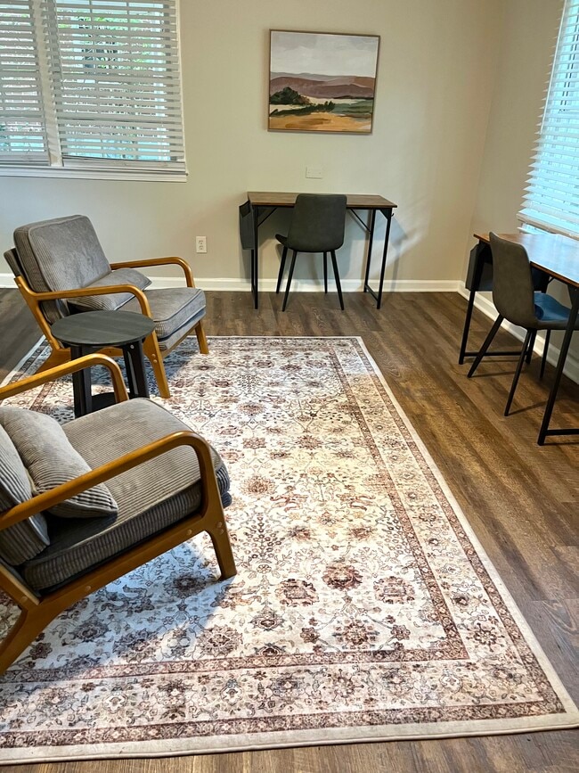 Building Photo - 3169 Bluebird Ln