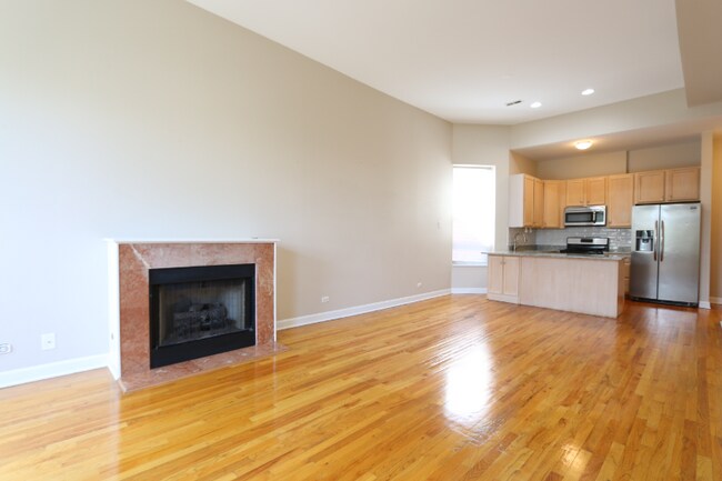 Foto del edificio - 3144 S Prairie Ave