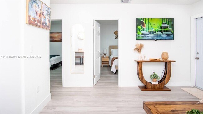 Foto del edificio - 7815 NW 5th Ct