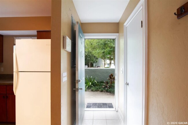 Foto del edificio - 4411 SW 34th St