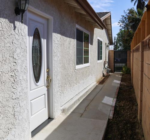 Building Photo - 7463 Shoup Ave