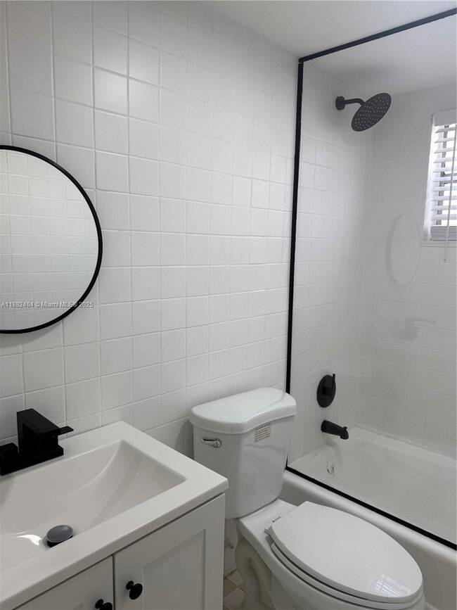 Building Photo - 8295 NE Miami Ct