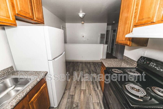 Building Photo - 459 San Marco St