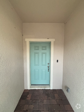 Building Photo - 900 Lakefront Village Dr
