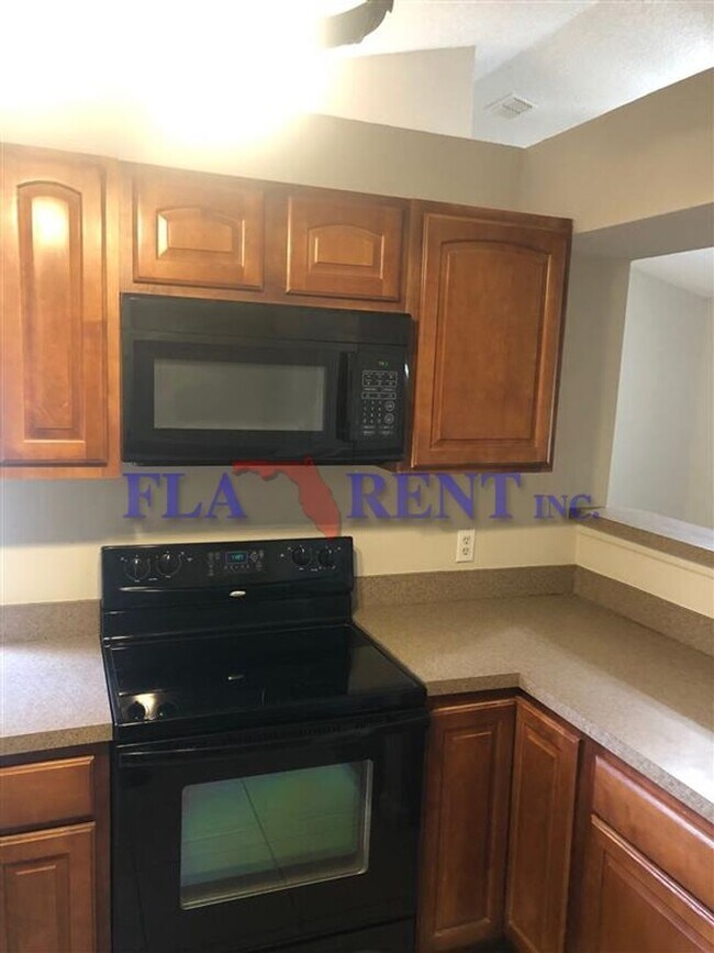 Foto del edificio - Coming soon...3/2 Single Family Home located in Deltona Lakes
