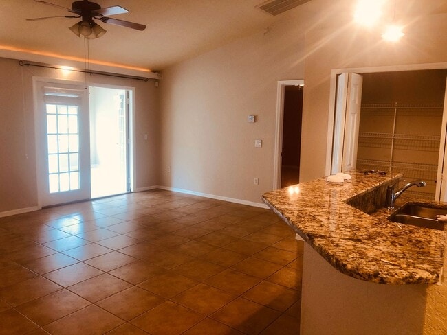 Foto del edificio - 3-Bedroom, 2-Bathroom Home in Kissimmee