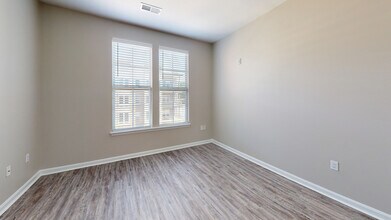 Interior Photo - The Quarters at Towson Town Center